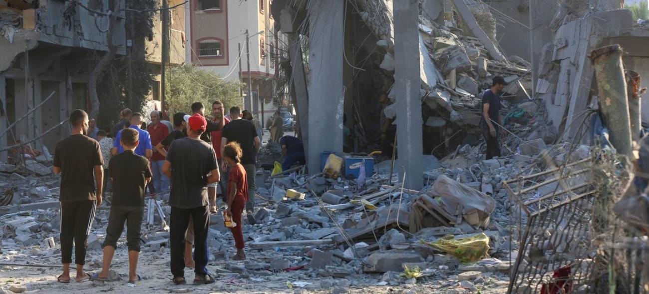 Saldırılar sonucu Gazze'nin büyük bölümü harabeye döndü.