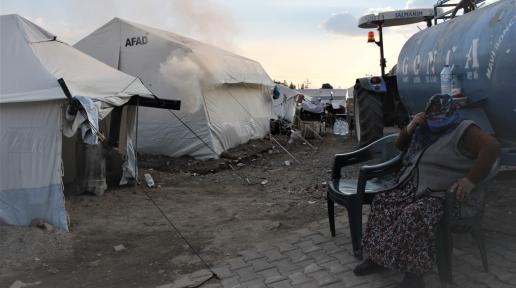 Tents of AFAD smoke coming out of pipes of heaters